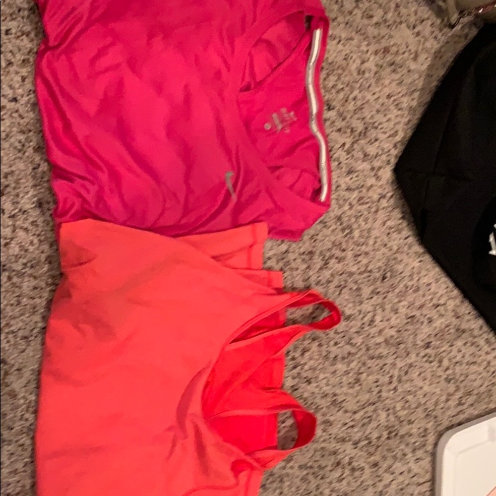 Nike workout tops